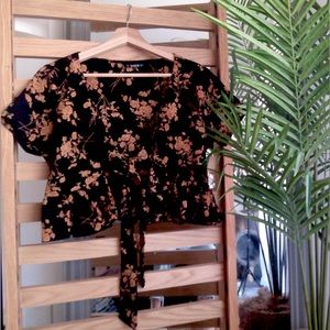 SHEIN Tie Front Blouse - S